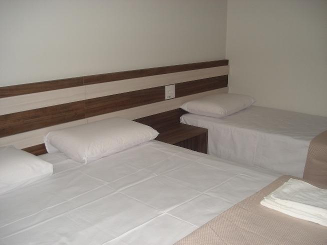 Hotel Avenida Joao Pinheiro Стая снимка
