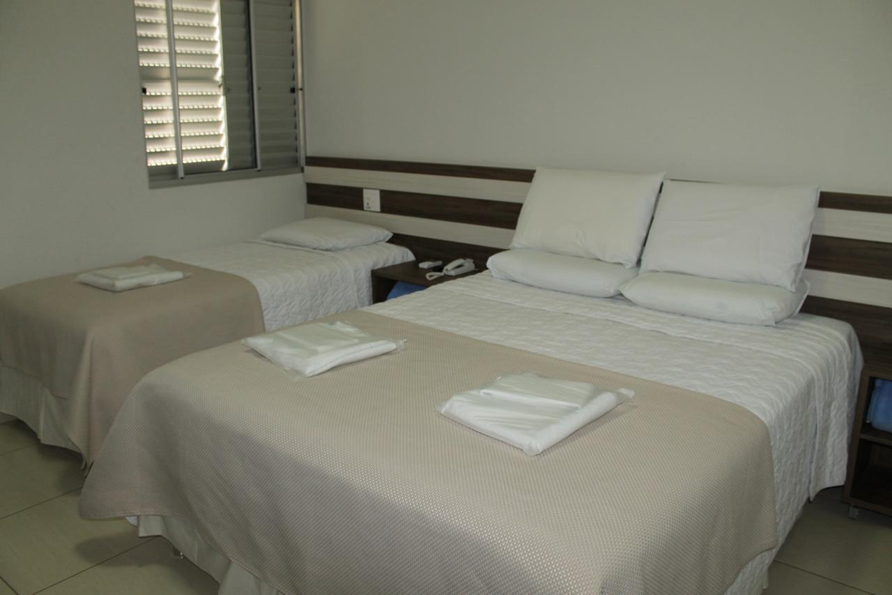 Hotel Avenida Joao Pinheiro Екстериор снимка