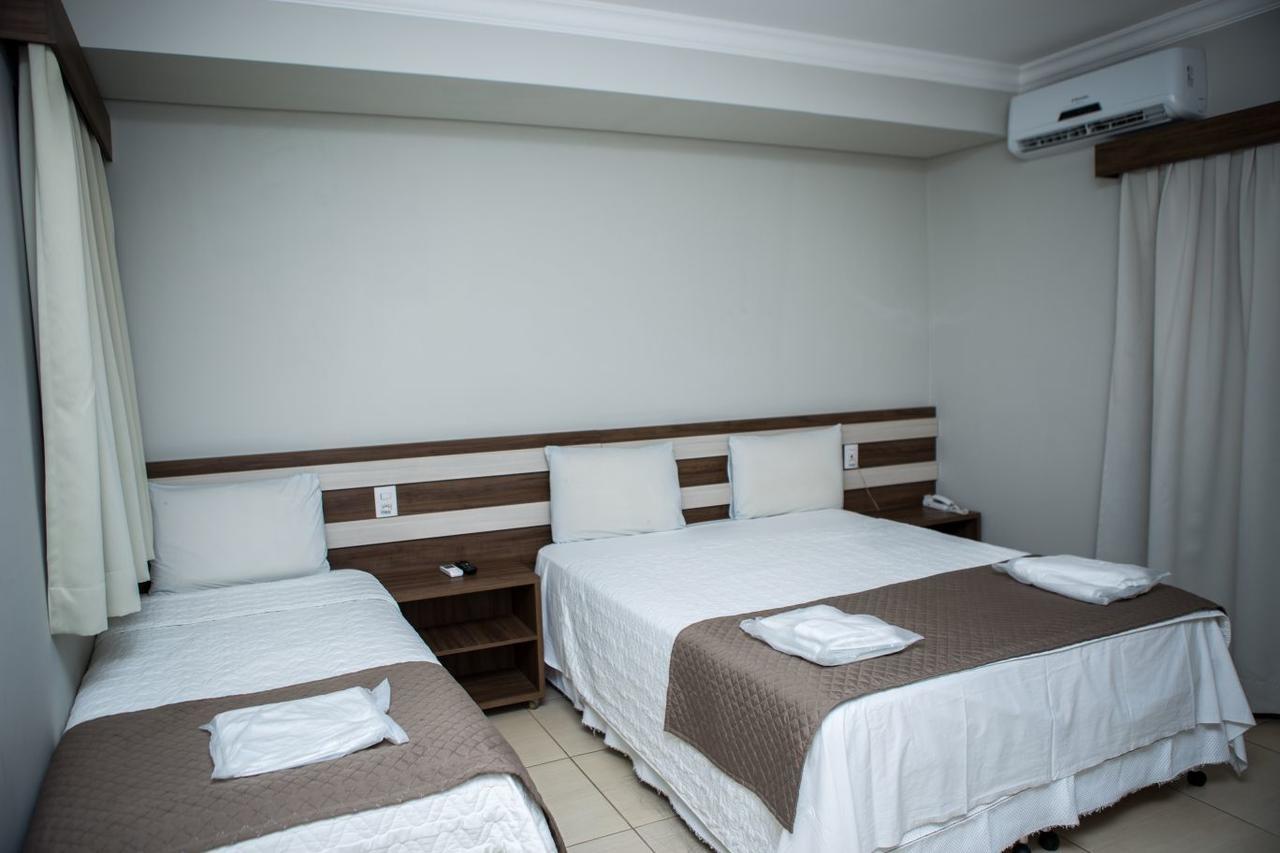Hotel Avenida Joao Pinheiro Екстериор снимка